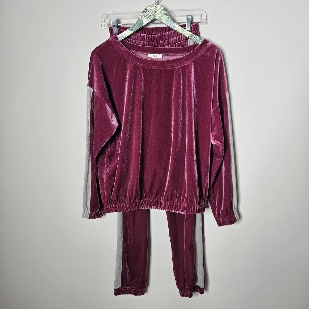 New! Easel Velour Velvet Top & Jogger Pants Track Suit Set